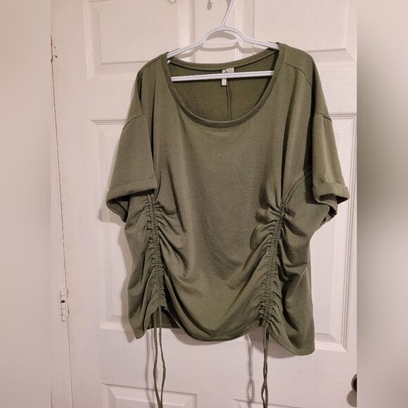 Cato olive green top - Picture 1 of 5